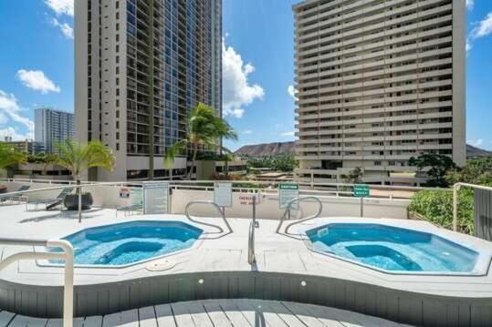 Deluxe 32Nd Floor Condo - Gorgeous Ocean Views, Free Wifi & Parking! Honolulu Exterior foto